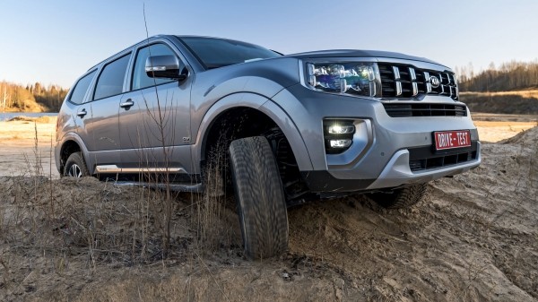 Сверяем Kia Mohave Prestige с&nbsp;«Престижем» Тойоты LC150 Prado