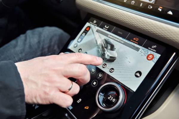 Тест-драйв Jaguar E-Pace: Кот у ворот