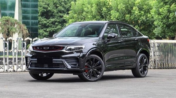 Аналитики посоветовали водителям из России поторопиться с покупкой нового авто