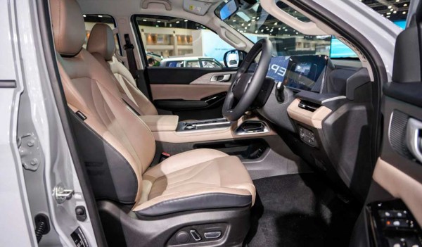 В Таиланде представили гибридный пикап Deepal Hunter K50 В Таиланде представили гибридный пикап Deepal Hunter K50