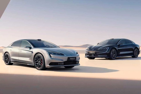 Представлен новый YangWang U7: китайский супер седан мощностью 1306 л.с. Представлен новый YangWang U7: китайский супер седан мощностью 1306 л.с.