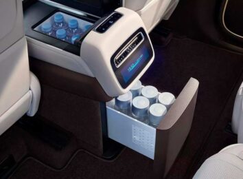 В Китае стартовали продажи 5,2-метрового кроссовера Denza N9