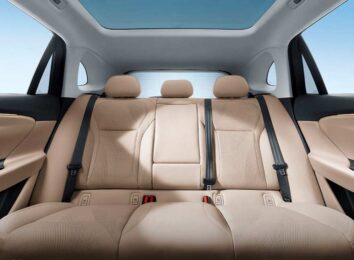 Компания Hongqi представила среднеразмерный электрический кроссовер Tiangong 06