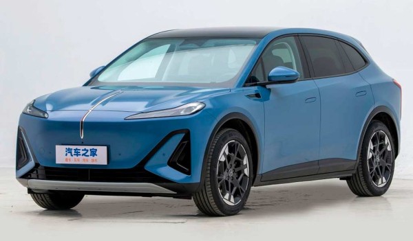 Компания Hongqi представила среднеразмерный электрический кроссовер Tiangong 06