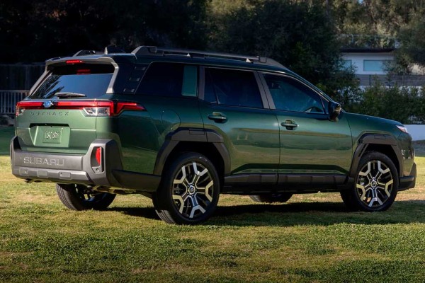 Subaru Outback в новом кузове превратился в полноценный кроссовер Subaru Outback в новом кузове превратился в полноценный кроссовер