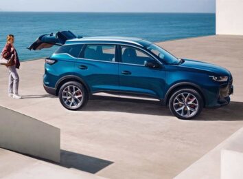 Chery Tiggo 7L: очередная обновленная версия «семерки» добралась до России Chery Tiggo 7L: очередная обновленная версия «семерки» добралась до России