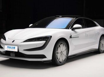 Представлен новый YangWang U7: китайский супер седан мощностью 1306 л.с. Представлен новый YangWang U7: китайский супер седан мощностью 1306 л.с.