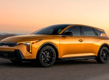 На моторшоу в Нью-Йорке состоялась премьера хэтчбека KIA K4