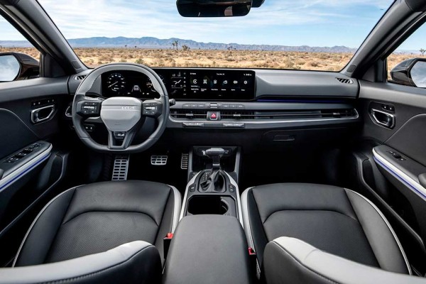 На моторшоу в Нью-Йорке состоялась премьера хэтчбека KIA K4