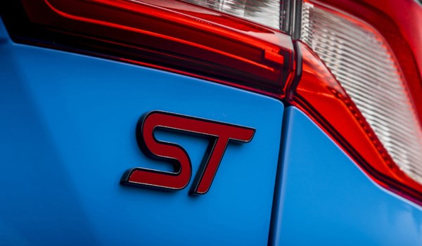 Дайджест дня: удлиненный Jetour T2, ДВС для электромобилей и другие события индустрии