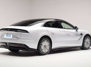 Представлен новый YangWang U7: китайский супер седан мощностью 1306 л.с. Представлен новый YangWang U7: китайский супер седан мощностью 1306 л.с.