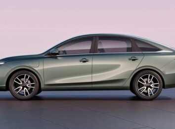 Китайцы из SAIC представили электрический седан Roewe D6