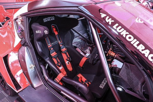 Много карбона, мало веса и рулевая рейка от BMW: тюнинг Toyota Supra A90 для RDS GP Много карбона, мало веса и рулевая рейка от BMW: тюнинг Toyota Supra A90 для RDS GP