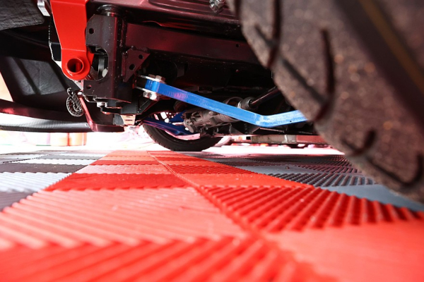 Много карбона, мало веса и рулевая рейка от BMW: тюнинг Toyota Supra A90 для RDS GP Много карбона, мало веса и рулевая рейка от BMW: тюнинг Toyota Supra A90 для RDS GP