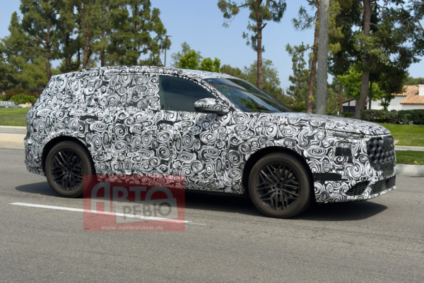 Новые Audi Q7 и Audi RS 5 вышли на дорожные испытания