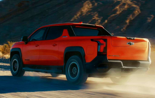 Пикап Chevrolet Silverado EV обзавелся новой топ-версией Trail Boss