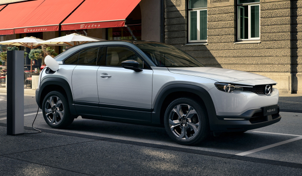 Дайджест дня: Tank 700 без обвеса, будущий Audi Q3 и другие события индустрии