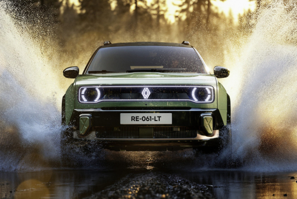 Кроссовер Renault 4 Savane 4x4 предвестил полноприводную версию