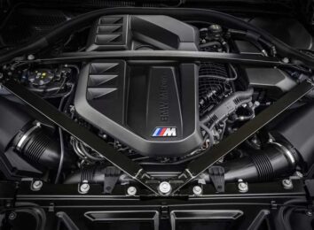 BMW M2 CS: экстремальная версия модели с 530-сильным движком BMW M2 CS: экстремальная версия модели с 530-сильным движком