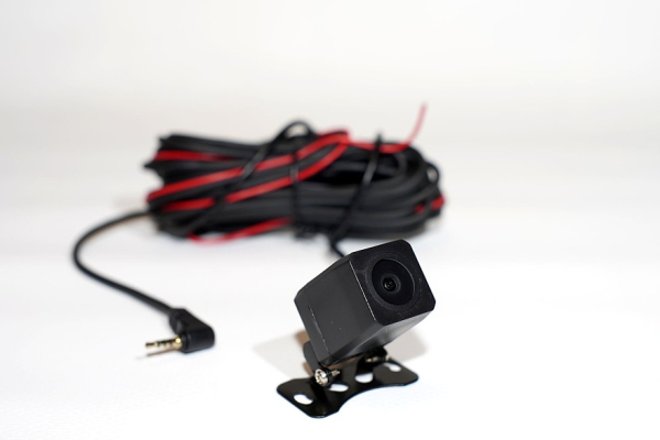 Необычный видеорегистратор: тест Neoline SMARTWAY