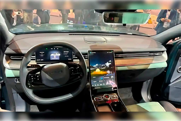 Кроссовер Lepas L8 стал первой моделью нового суббренда от Chery