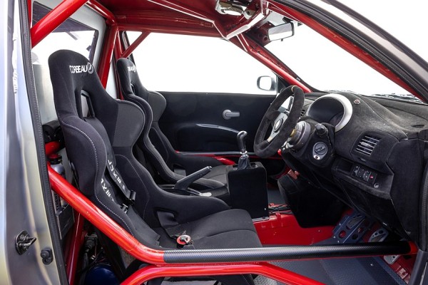 Уникальный хот-хэтч Nissan Micra 350SR с V6 вернулся к жизни в виде заводского рестомода