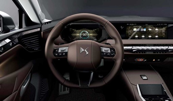 Обновленный Citroen DS4 получил иное название и обзавелся чисто электрической версией