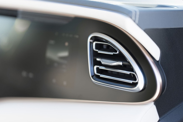 Покупаем Exeed VX: три экрана, семь режимов вождения и 23 динамика