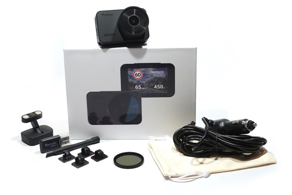 Видеорегистраторы с GPS-информером: диапазон 10-14 тысяч рублей Видеорегистраторы с GPS-информером: диапазон 10-14 тысяч рублей