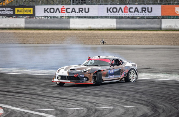 Четыре топливных насоса для 1646 лошадиных сил: тюнинг Dodge Viper SRT для RDS GP Четыре топливных насоса для 1646 лошадиных сил: тюнинг Dodge Viper SRT для RDS GP