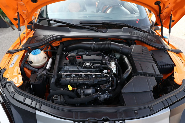 Audi TT II (8J) с пробегом: очень жёсткая подвеска и 500 лошадиных сил без снижения ресурса