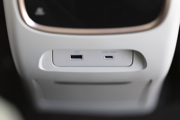 Покупаем Exeed VX: три экрана, семь режимов вождения и 23 динамика