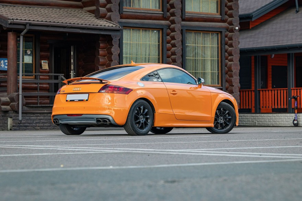 Audi TT II (8J) с пробегом: очень жёсткая подвеска и 500 лошадиных сил без снижения ресурса