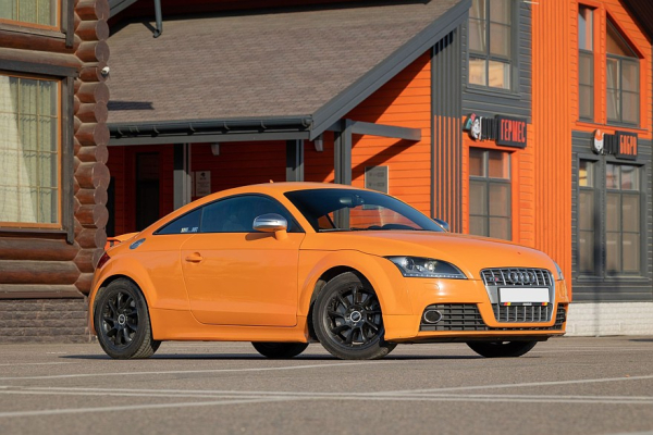 Audi TT II (8J) с пробегом: очень жёсткая подвеска и 500 лошадиных сил без снижения ресурса