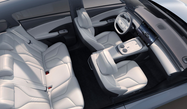 Представлен электрический кроссовер Xpeng G7