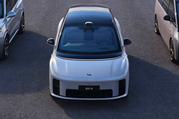 Китайцы полностью рассекретили новый электрический кроссовер Li i8