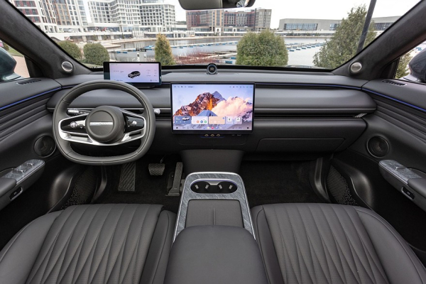 Покупаем Exlantix ET: что это за автомобиль и чем он интересен