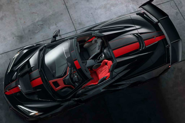 Chevrolet Corvette ZR1X: гибридная версия спорткара с 1 267-сильной установкой