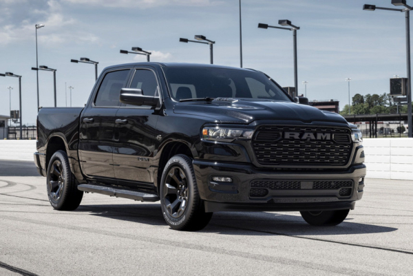 Пикапы Ram 1500 вновь обрели двигатель Hemi V8