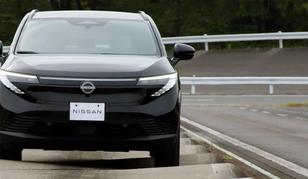 Дайджест дня: гоночный Enyaq, 100 тысяч Belgee и другие события индустрии