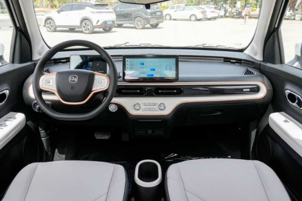 Chery представила очень дешевый пятидверный электрокар QQ Duomi