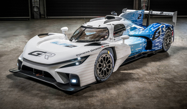 Дайджест дня: юбилейный Polo, полноприводный Grandland и другие события индустрии