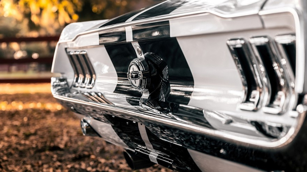 Ford Mustang ‘67 Ghost от ECD Automotive Design: классический рестомод с мотором Roush V8