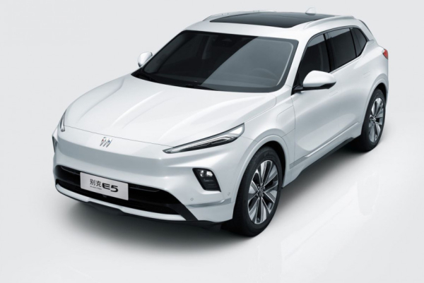 Кроссовер Buick Electra E5 подвергся легкому рестайлингу