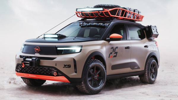 Кроссовер Opel Frontera прикинулся суровым внедорожником