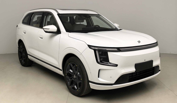 На подходе кроссовер Jetour X70 второго поколения