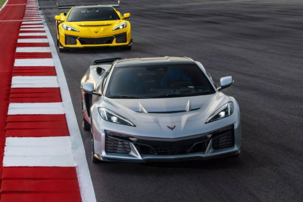 Гибридный Chevrolet Corvette ZR1X: почти 1300 «лошадей»!