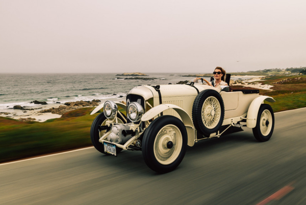 Уменьшенный Bentley Blower Jnr вышел на дороги общего пользования