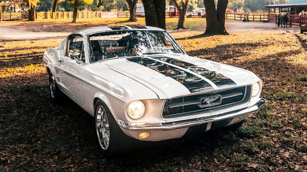 Ford Mustang ‘67 Ghost от ECD Automotive Design: классический рестомод с мотором Roush V8