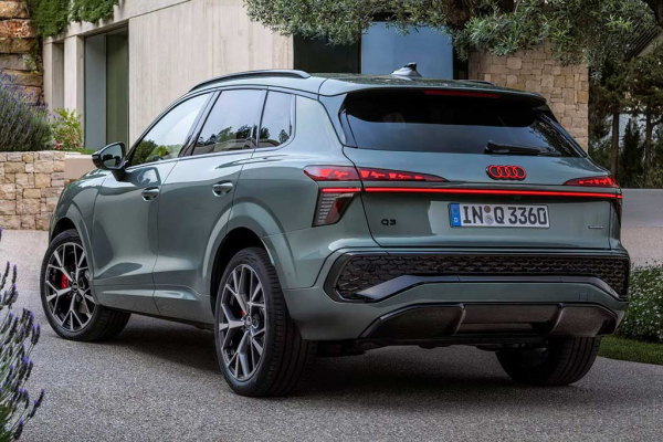 Немцы рассекретили кроссовер Audi Q3 третьего поколения